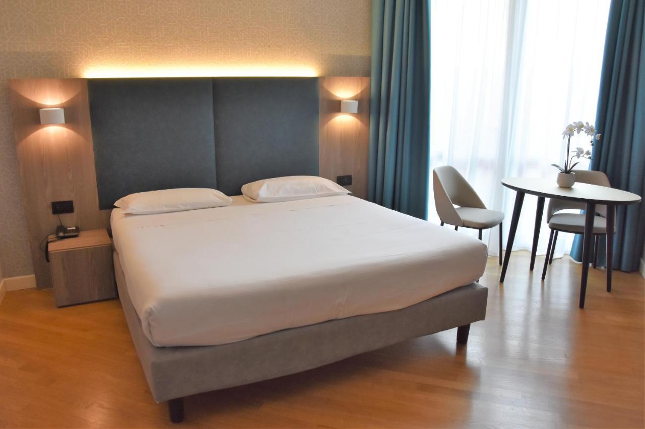 Hotel Motel Prestige Grugliasco Exteriér fotografie