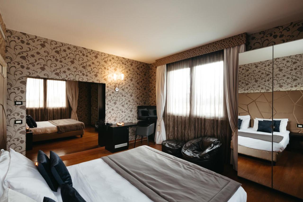 Hotel Motel Prestige Grugliasco Exteriér fotografie